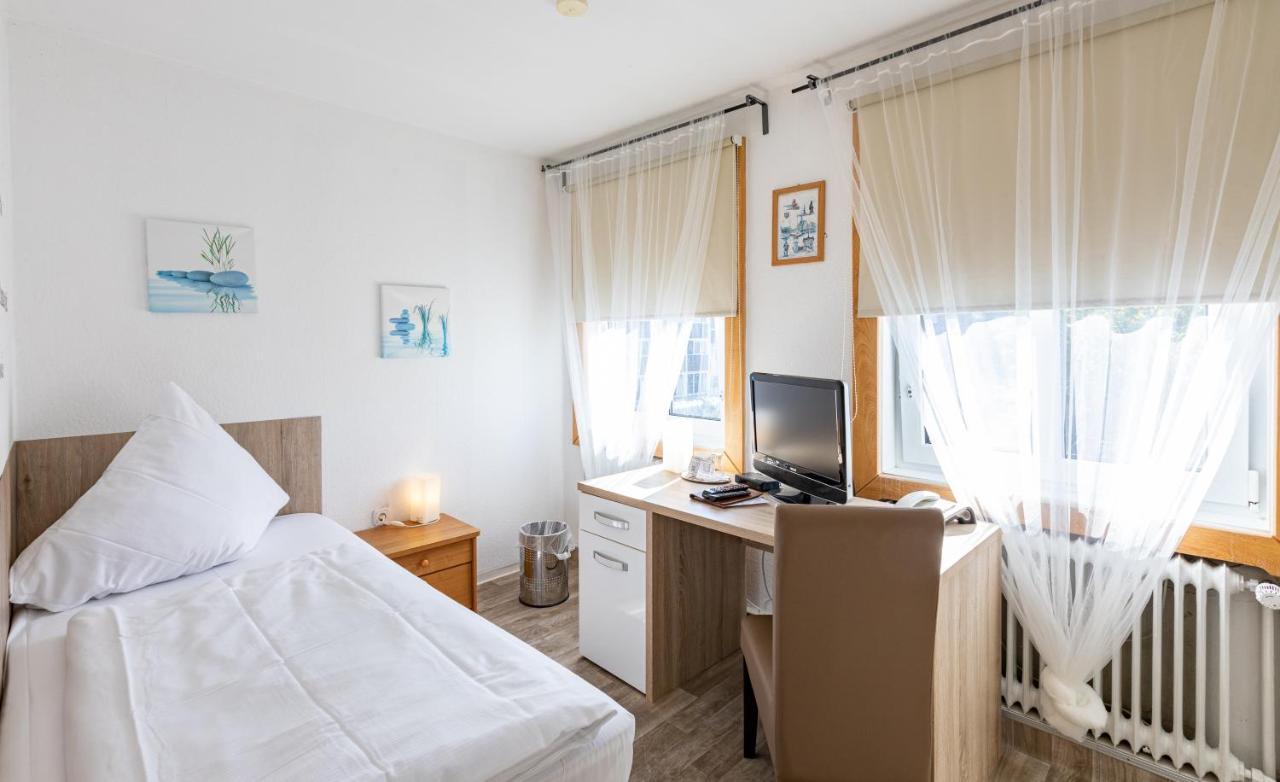 Stadt-Gut-Hotel Grosser Kurfuerst Emden Dış mekan fotoğraf